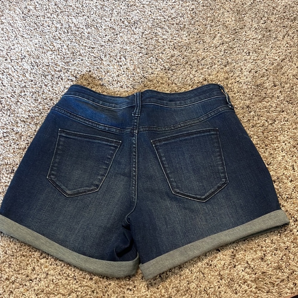 Universal Thread Jean Short Size 4/27 - Picture 3 of 3
